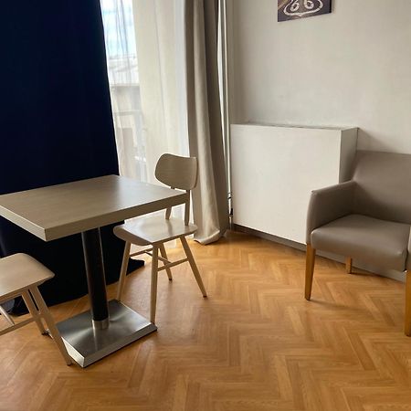 Nimes Studio Les Lavandes Parking Securise Appartement Buitenkant foto